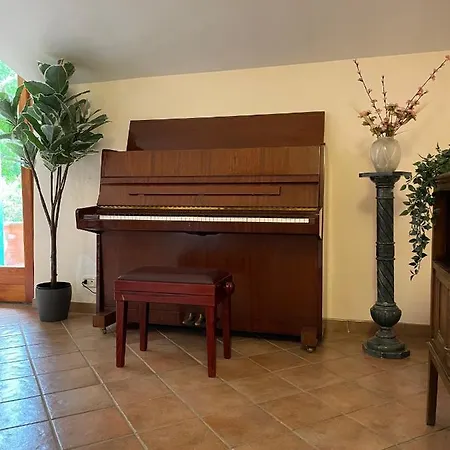 Castelli Romani - Con Vista Su Roma Apartment *